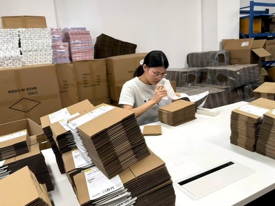 从高校毕业生到电商公司CEO 大学生创业者在拼多多带动大批就业